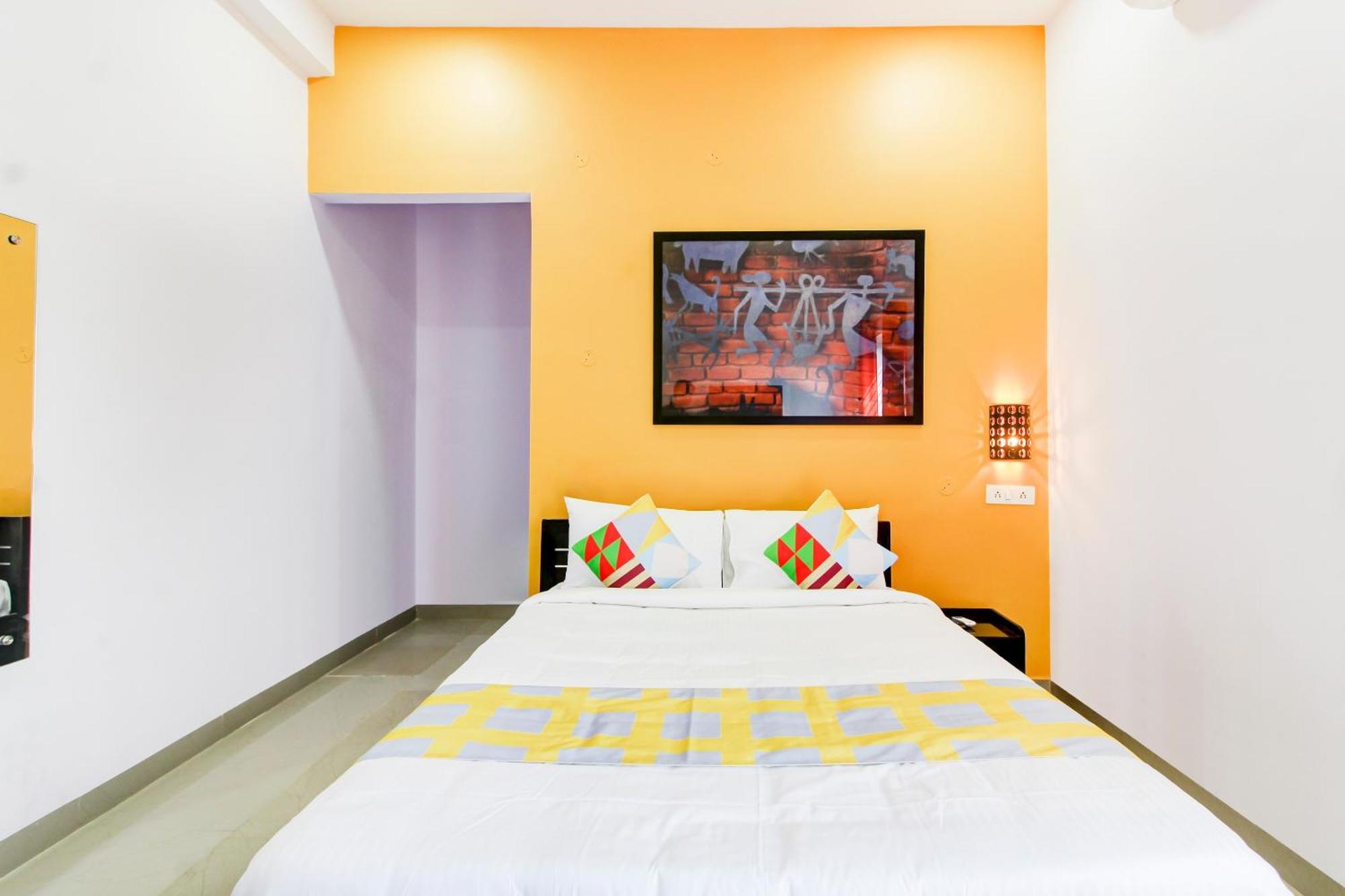 Hotel O Home Comfortable Stays, Near Aasam Gadh Current Office Sururnagar Kültér fotó
